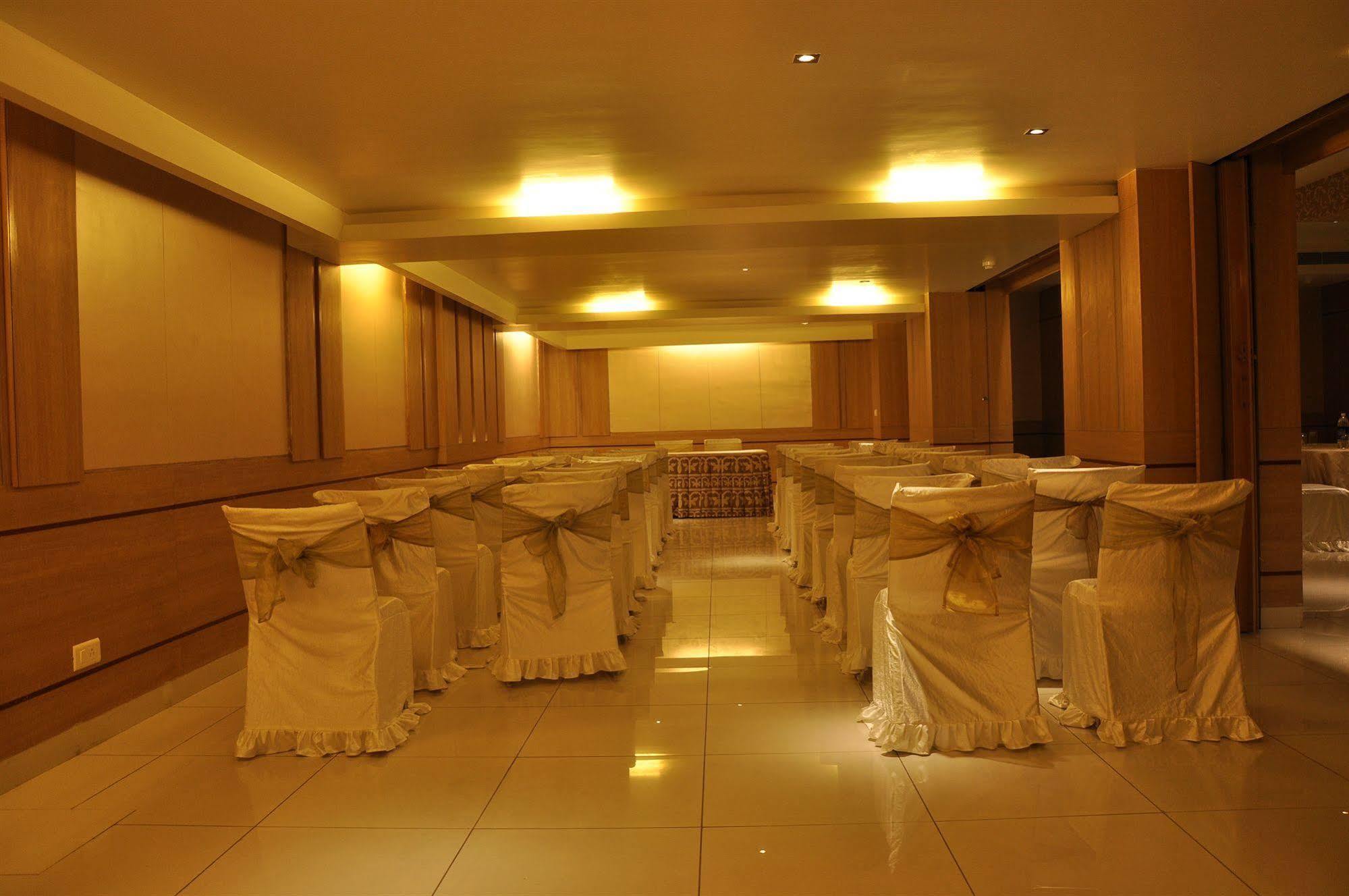 Jaipur Cm-A Luxury Boutique Hotel Esterno foto