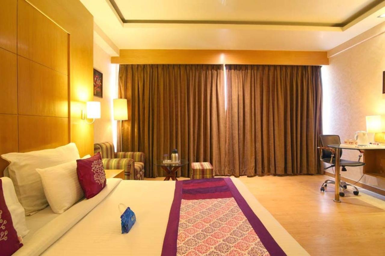 Jaipur Cm-A Luxury Boutique Hotel Esterno foto