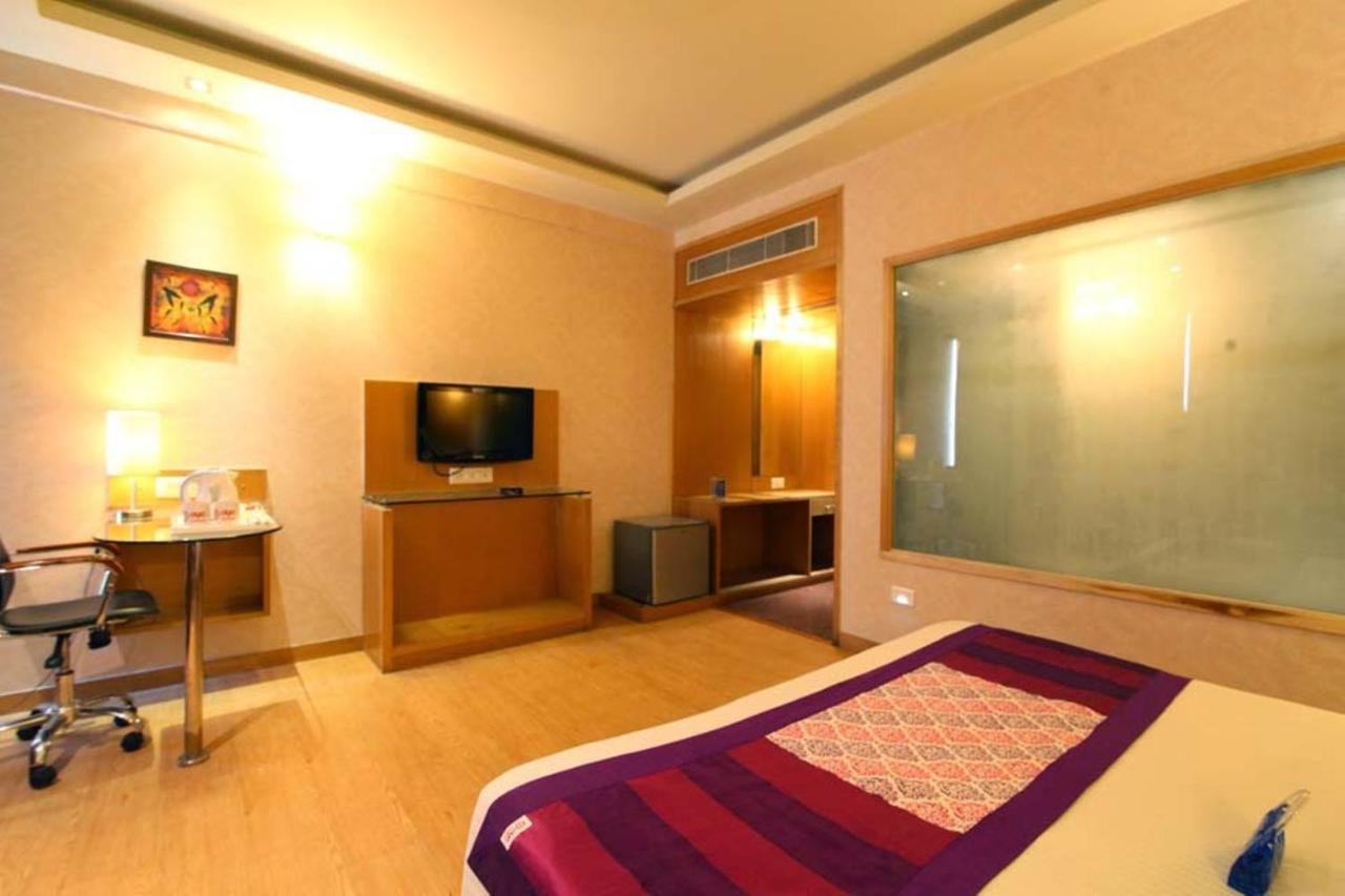 Jaipur Cm-A Luxury Boutique Hotel Esterno foto